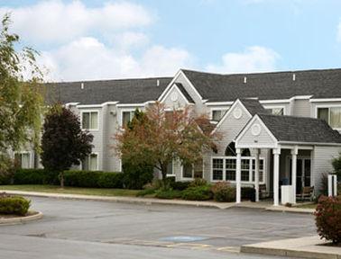 Quality Inn & Suites Watertown Fort Drum Calcium エクステリア 写真