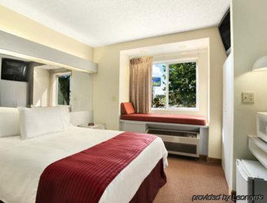 Quality Inn & Suites Watertown Fort Drum Calcium 部屋 写真