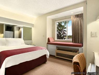 Quality Inn & Suites Watertown Fort Drum Calcium 部屋 写真